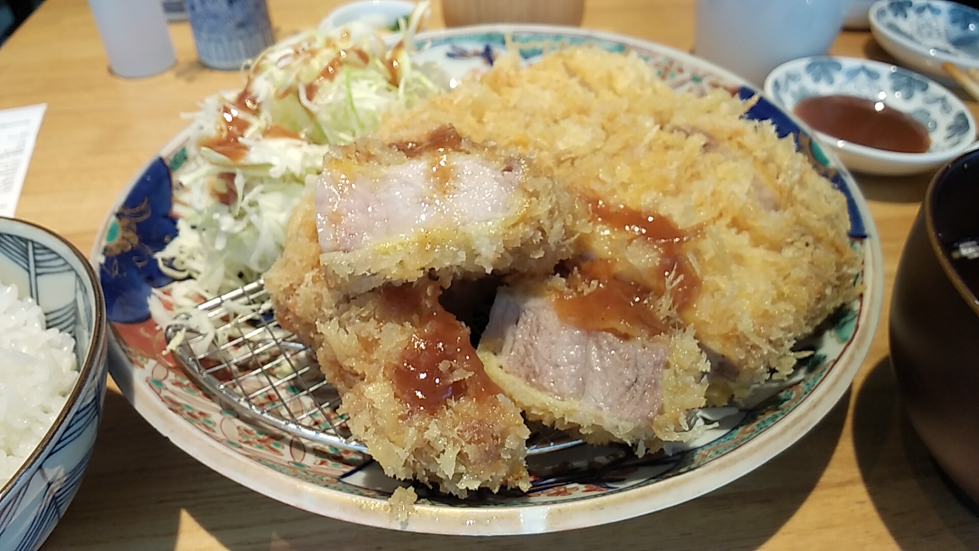 とんかつ七井戸